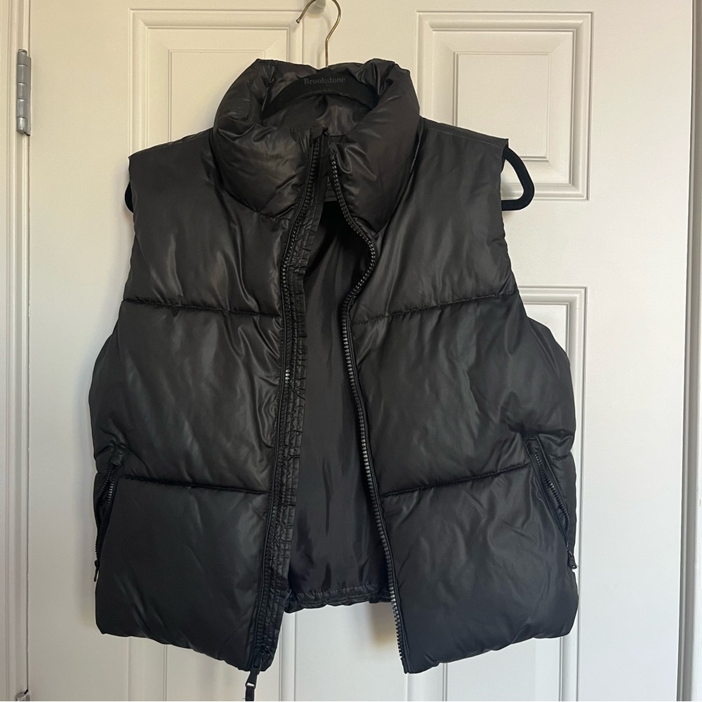 Old Navy Puffer Vest